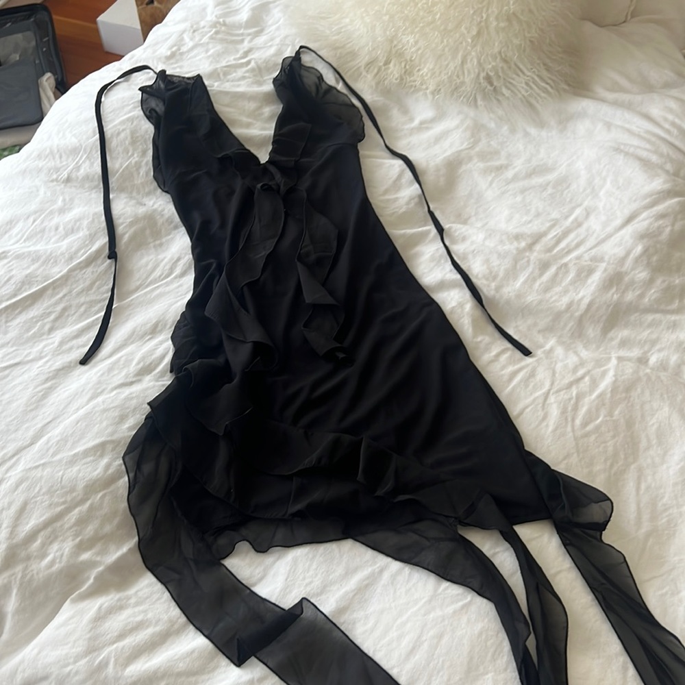 Heiress Beverly Hills Black Asymmetric Ruffle Dress